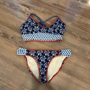 Jessica Simpson bikini! Top and bottom!